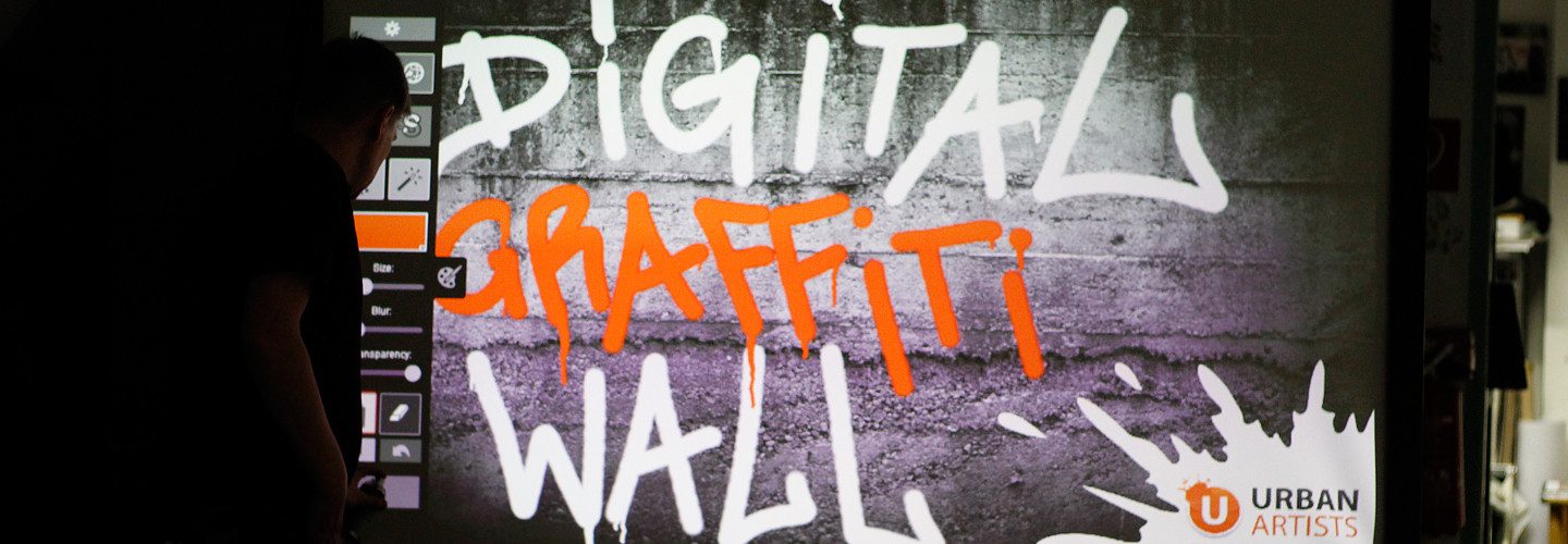 digitale-graffiti-mauer-wand-urban-artists-event-workshop-festival-slide4